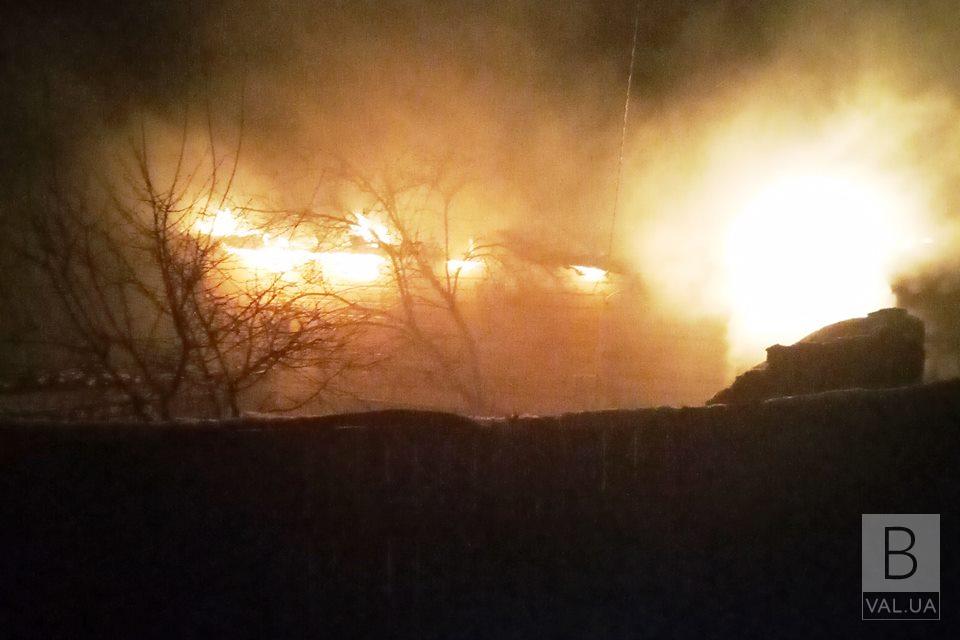В Козелецком районе едва не сгорел в собственном доме 25-летний хозяин