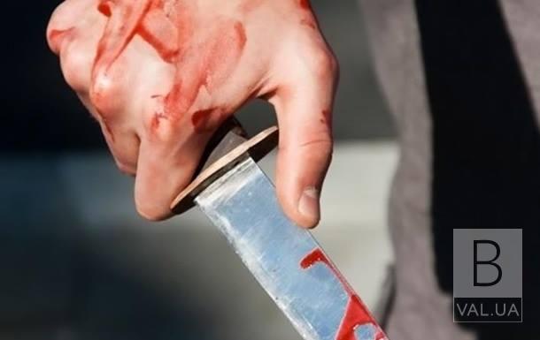 На Чернігівщині чоловік під час сварки вдарив жінку ножем у груди