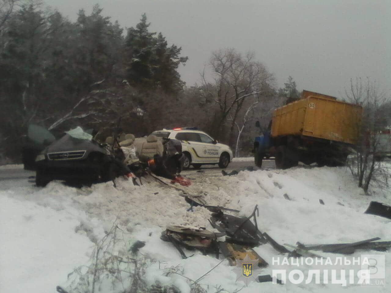 Жуткое ДТП на трассе Киев-Чернигов: трое погибших, двое в больнице