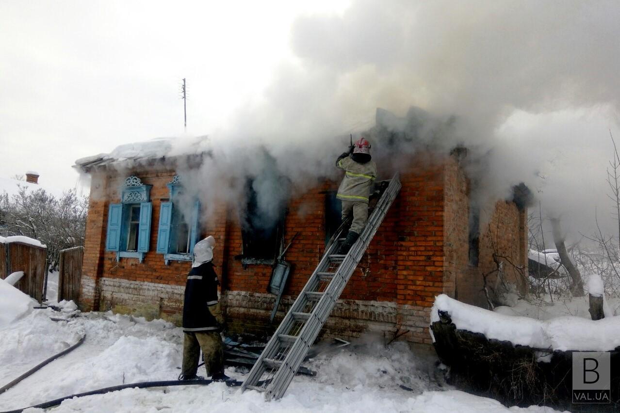 Протягом доби на Чернігівщині пожежі унесли життя двох людей. ФОТО