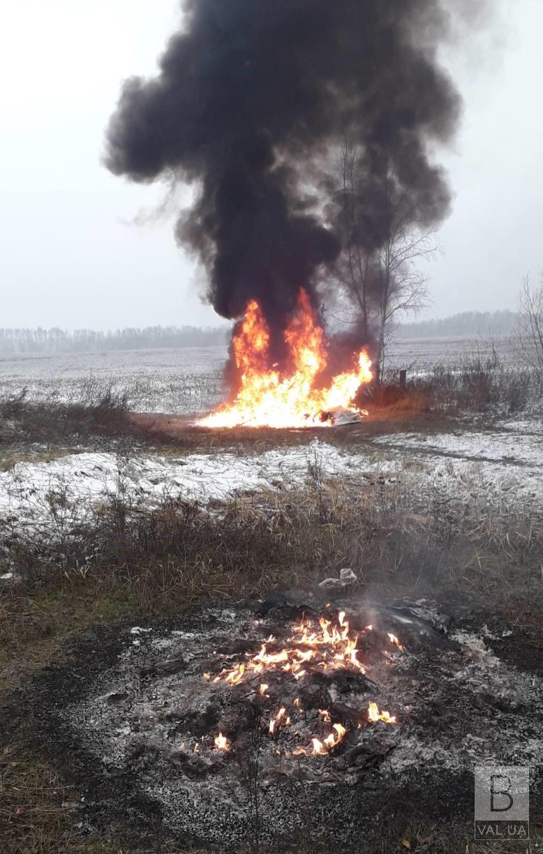 На Чернігівщині на агронома склали адмінпротокол за спалювання тари з -під добрив та агрохімікатів