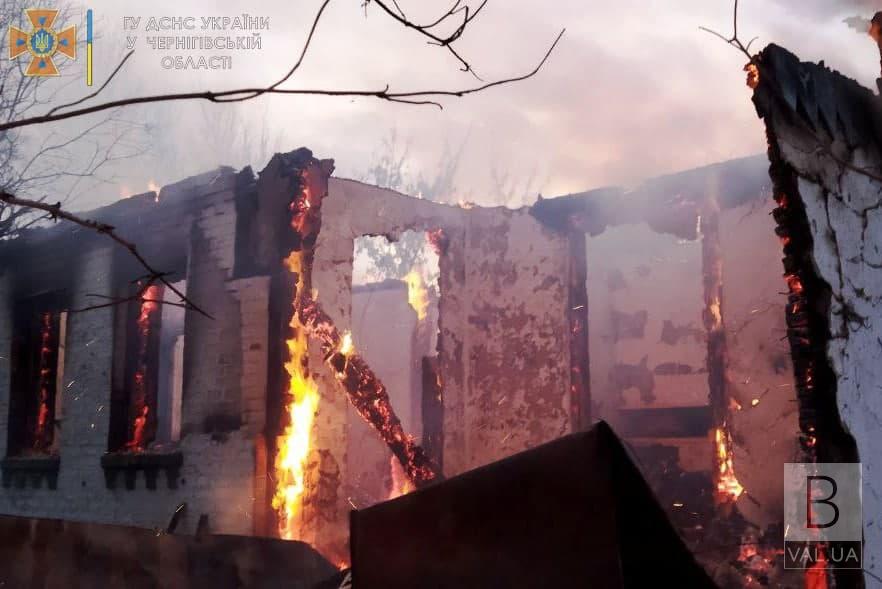 У Прилуцькому районі підпалили житловий будинок. ФОТО
