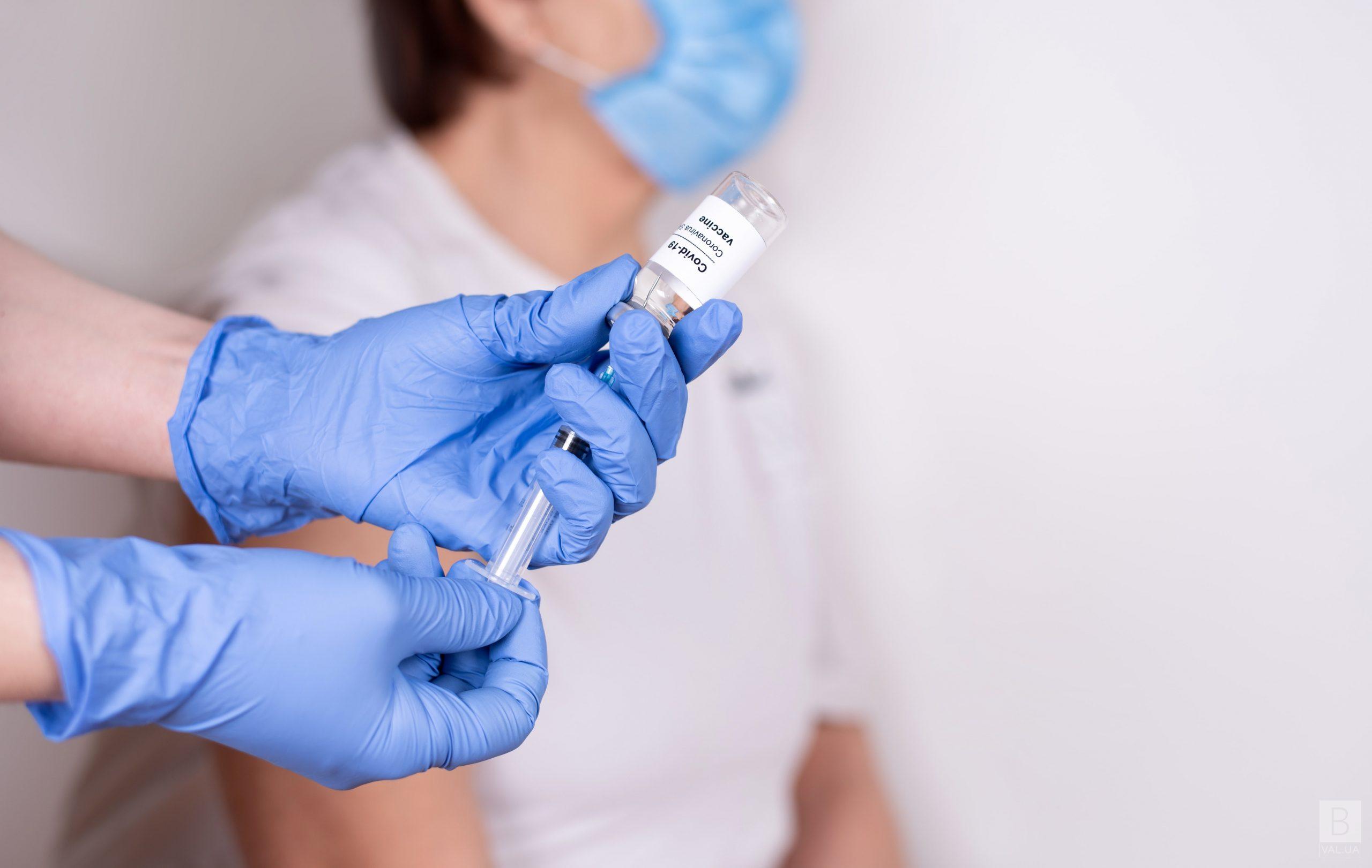 46,5% жителів Чернігівщини повністю вакцинувалися проти COVID-19