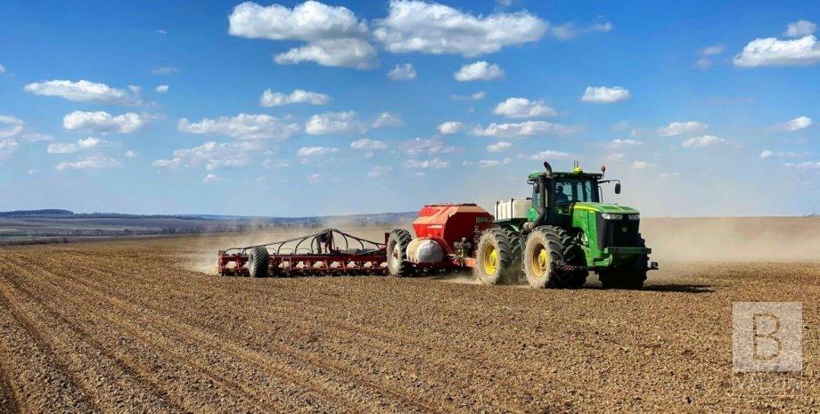  За перший тиждень на Чернігівщині засіяли 6 тисяч гектарів ярими зерновими