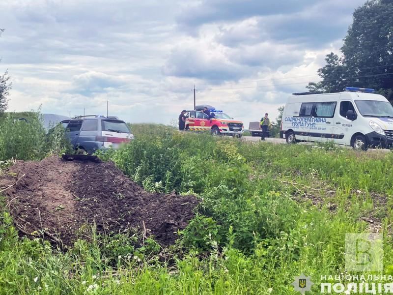 З’їхав у кювет та вдарився в земляний насип: в ДТП поблизу Седнева загинув водій легковика. ФОТО