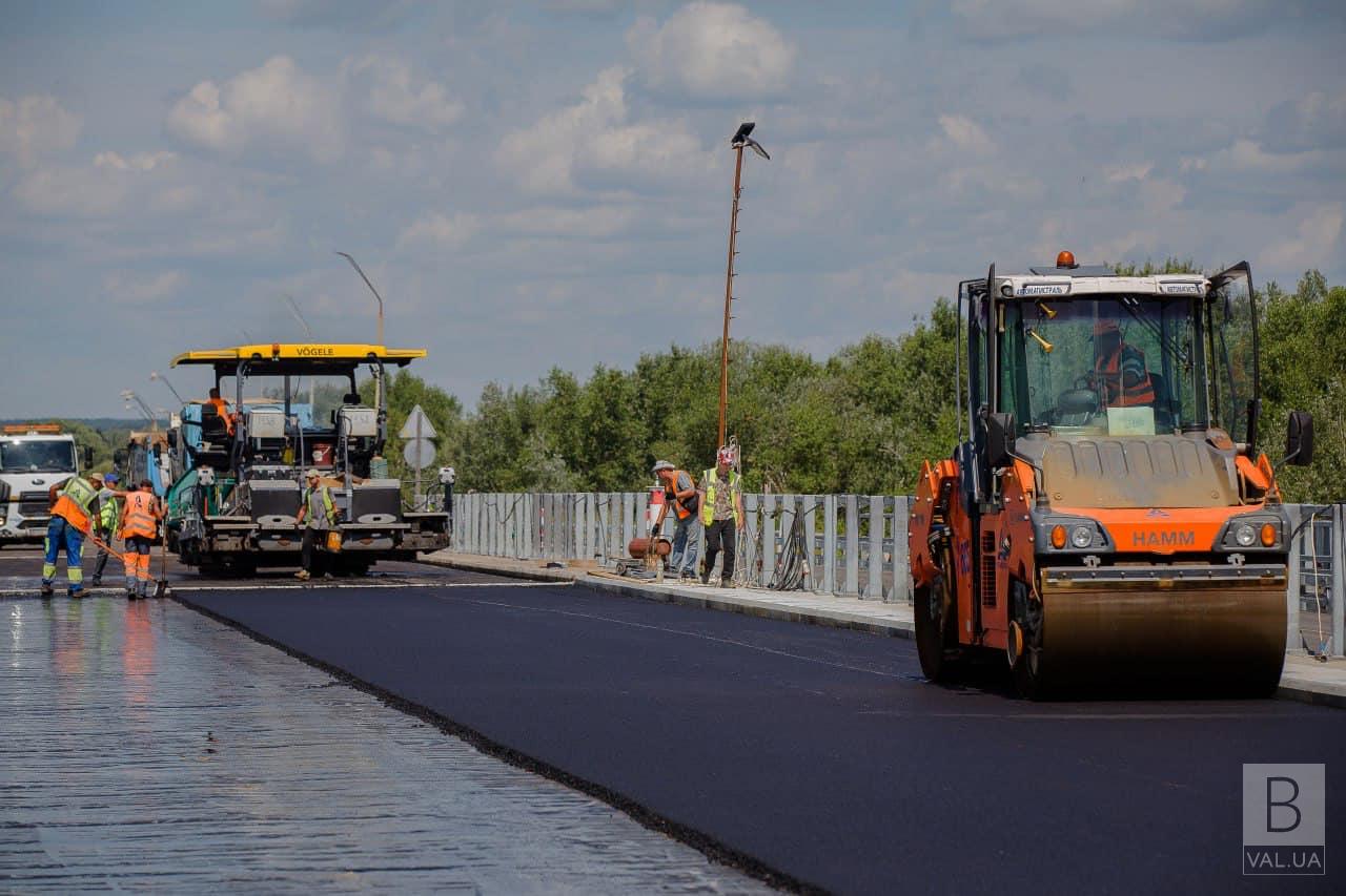 У серпні планують відкрити рух лівим проїздом мосту через Десну на обʼїзній Чернігова