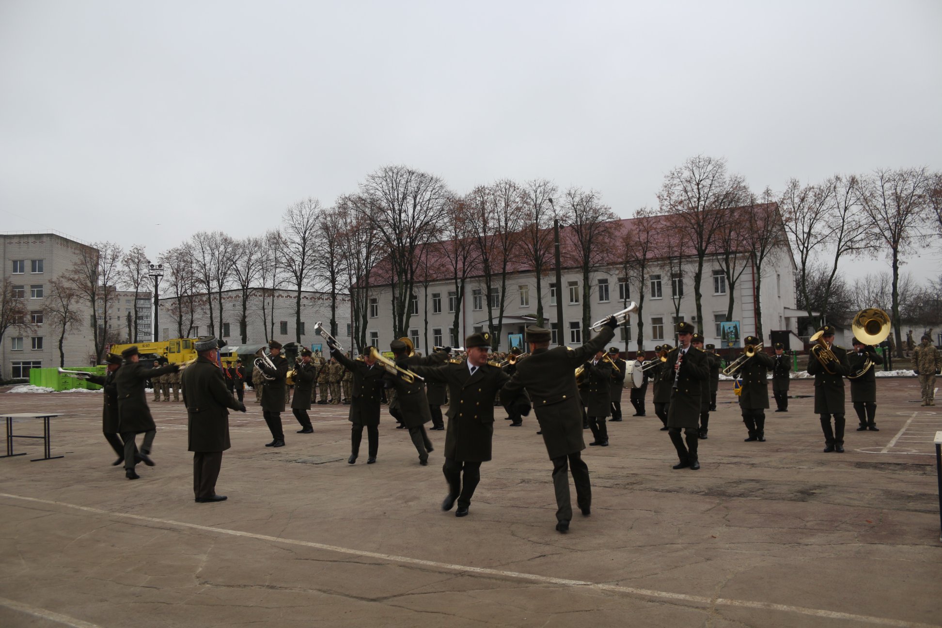 У Чернігові на вірність народу України присягнули майже півтори сотні юнаків. ФОТО