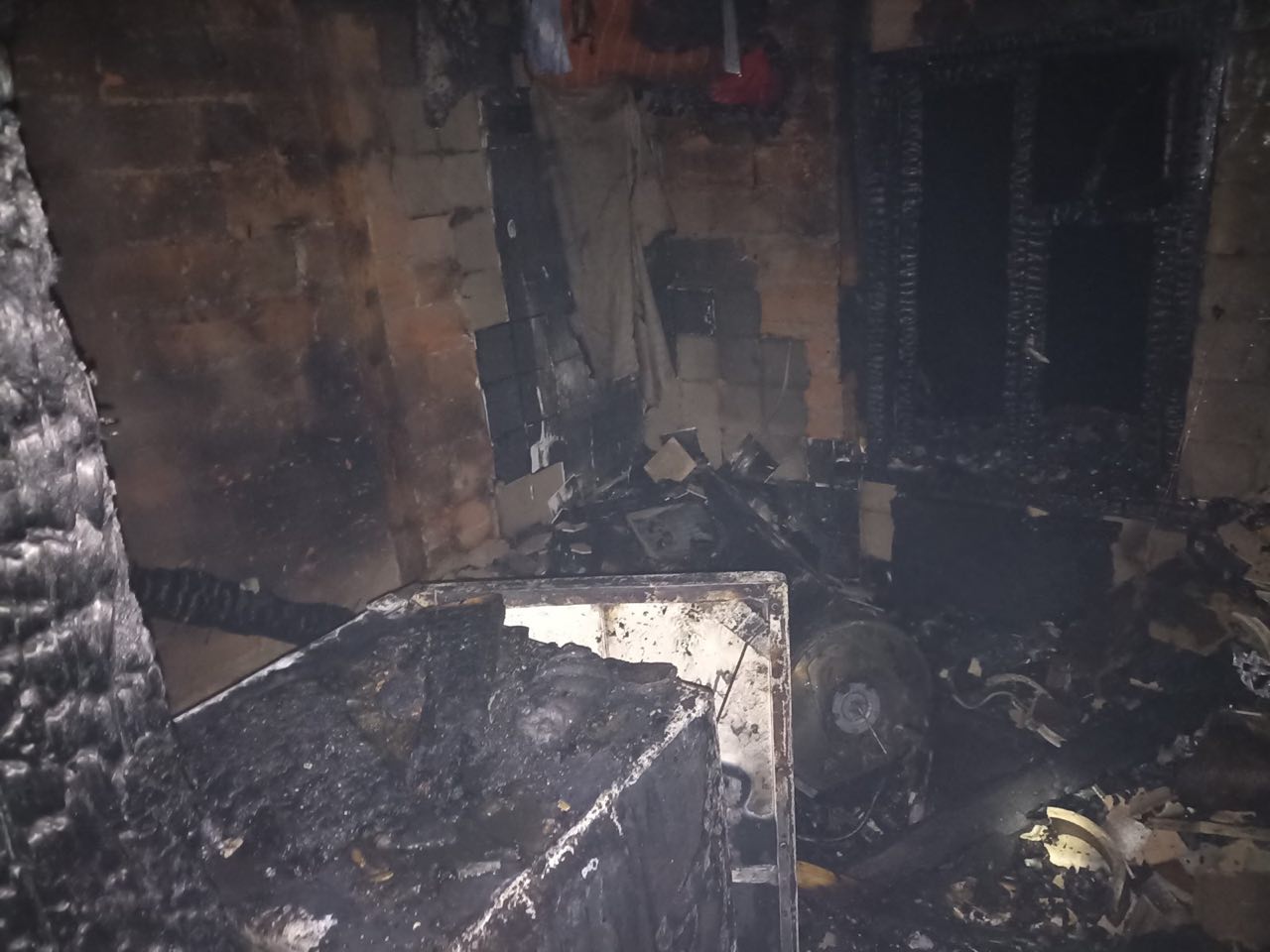 На Чернігівщині в пожежі загинули батько та син