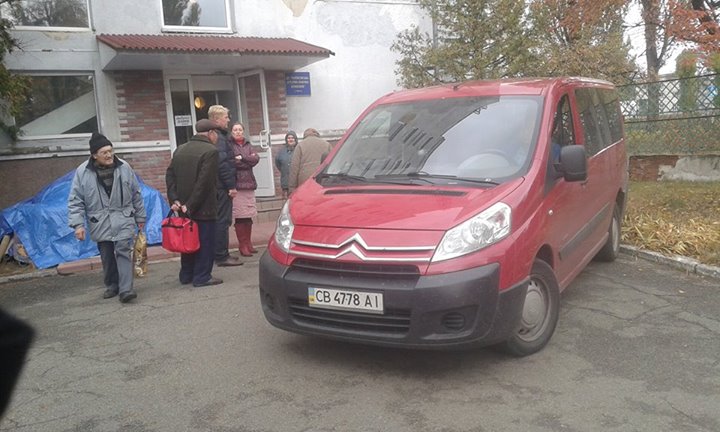 Прихильники Соколова не жаліють палива для перевезення виборців