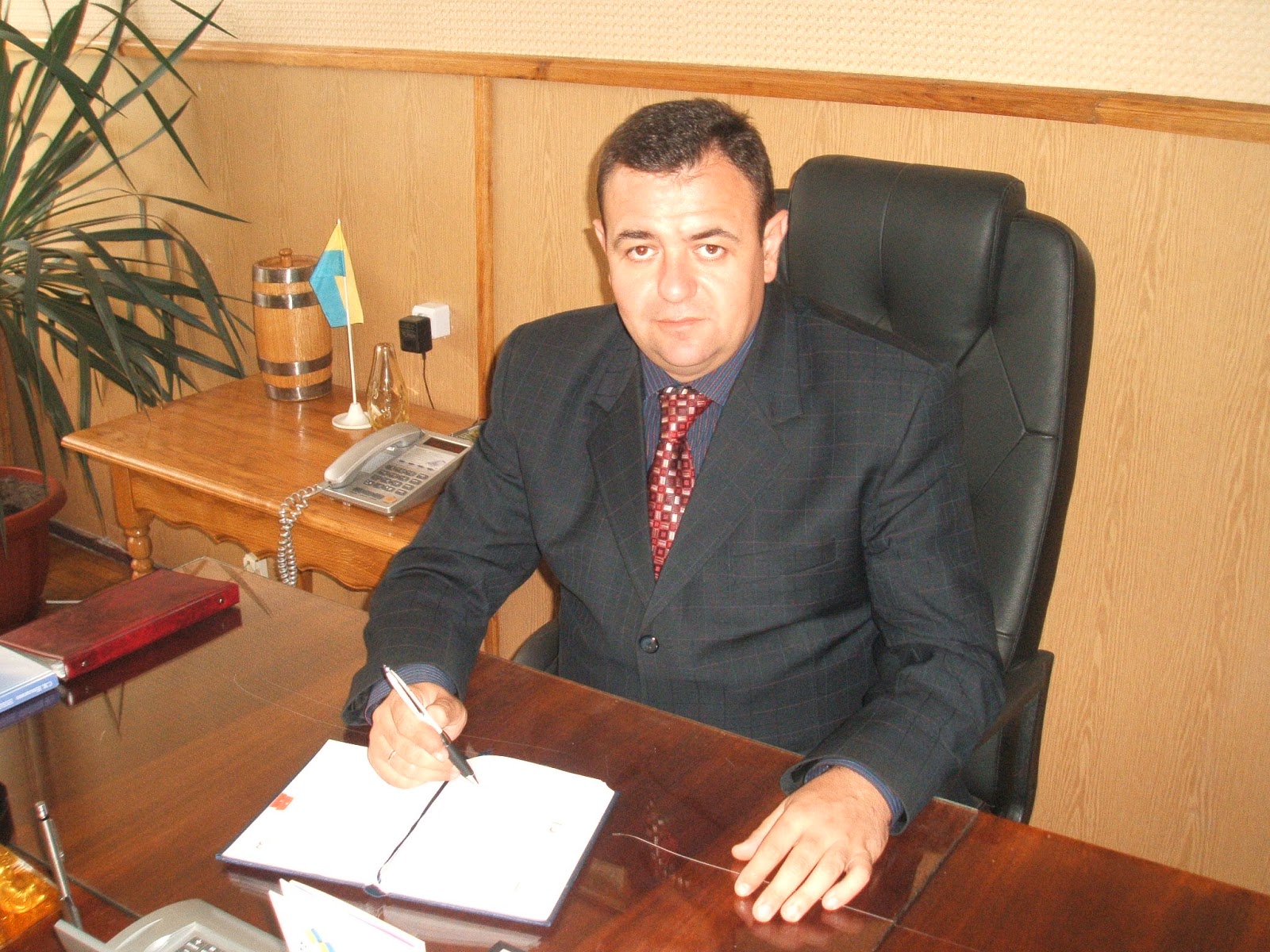 Председателем областного совета стал Игорь Вдовенко