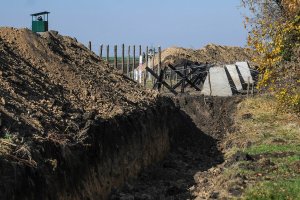 Чернігівщина захистилася від Кремля протитанковими ровами