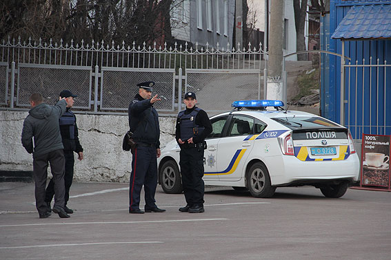 Поліція евакуювала з чернігівського автовокзалу людей – шукали вибухівку