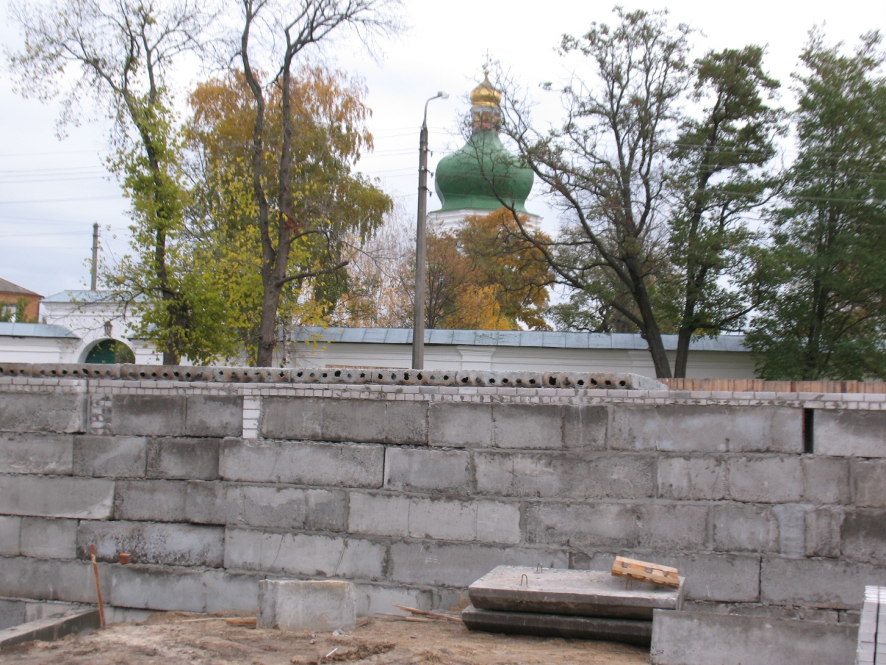 Проект будівництва п’ятиповерхівок біля Єлецького монастиря знову не погодили