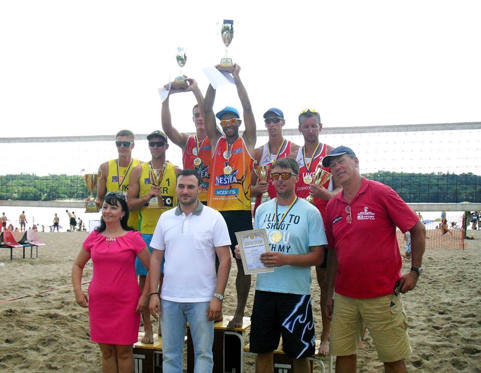 Черниговец стал обладателем Кубка Украины по пляжному волейболу