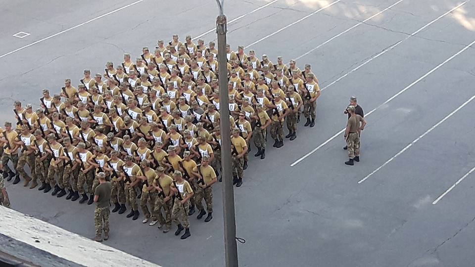 Бійці Чернігівщини готуються до столичного Військового параду з нагоди Дня Незалежності