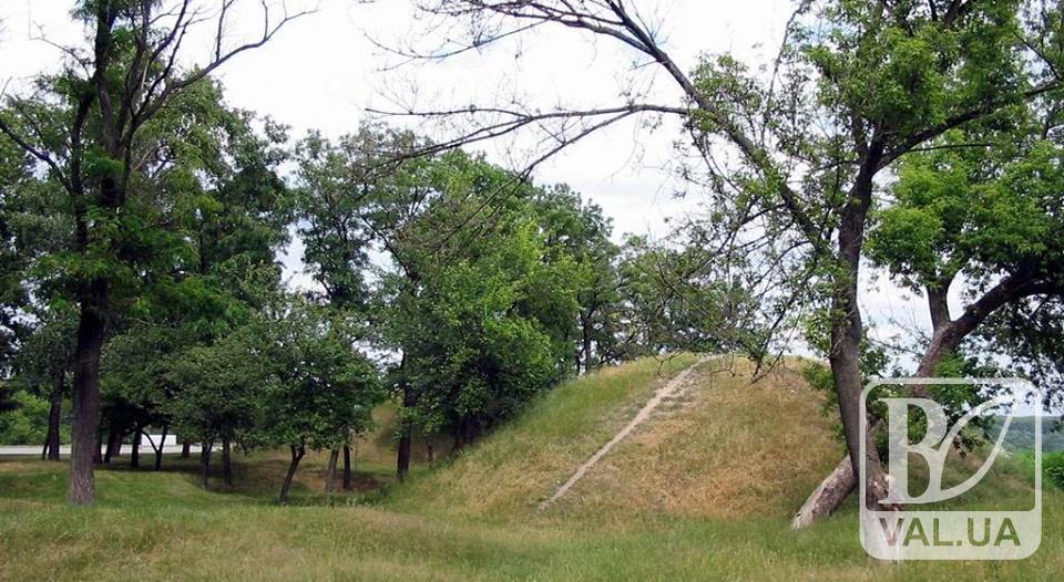 Чернігівці скаржаться на темінь на Болдиних горах