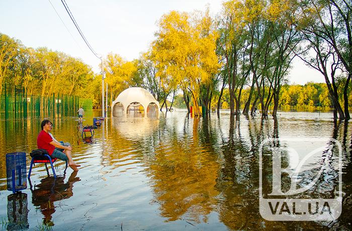 З пляжу "Золотий берег" відкачуватимуть воду 