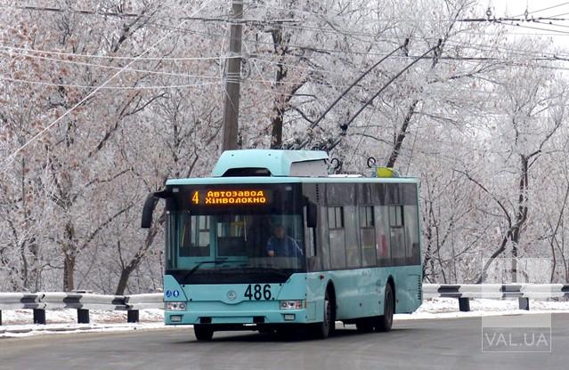 Черниговские троллейбусы дезинфицируют из-за ситуации с гриппом и ОРВИ в городе