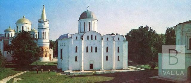 Неймовірне поруч: Борисоглібський собор в різні роки. ФОТО