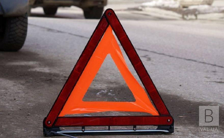 На Чернігівщині перекинувся автобус міжнародного сполучення: є постраждалі