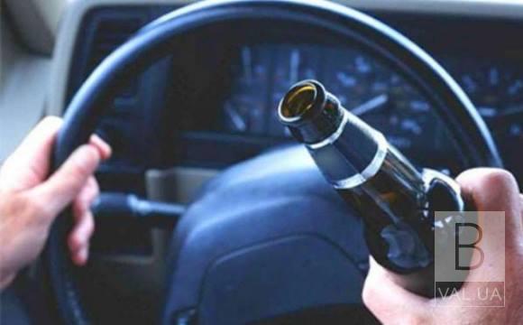 В Чернигове пьяный водитель убегал от полиции ВИДЕО