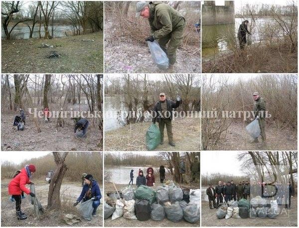 На берегах річок області було зібрано понад 200 мішків сміття. ФОТО