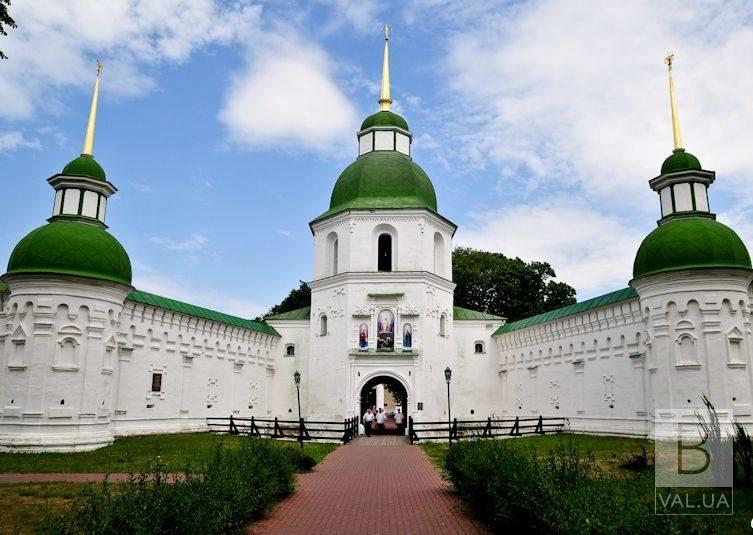 Неймовірна Чернігівщина: Новгород-Сіверський чоловічий монастир – один з перших в Київській Русі. ФОТО