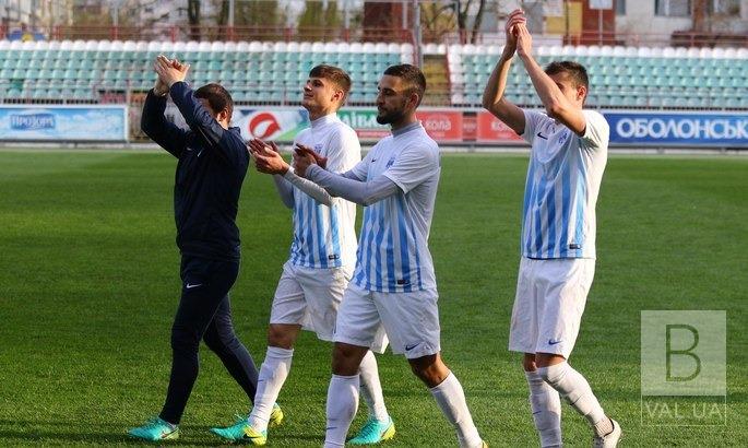 Футбольний клуб «Десна» залишають шість гравців