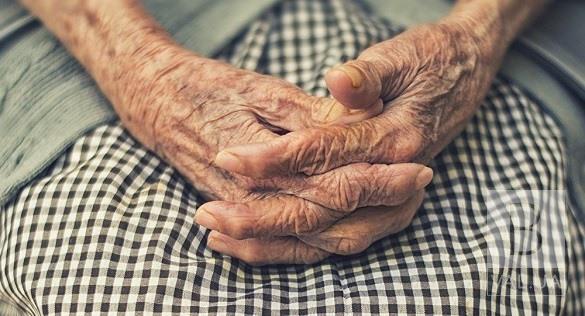 У Прилуках у «квартирному полоні» опинилась безпорадна 93-річна жінка