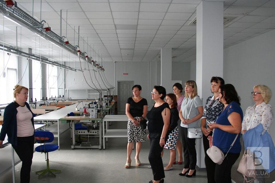 В Чернигове заработала инновационная школа швейного мастерства