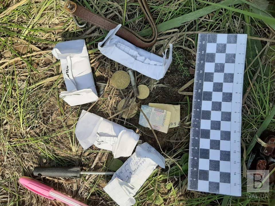В Неданчичах в 32-летнего водителя мопеда нашли 5 свертков с наркотиками