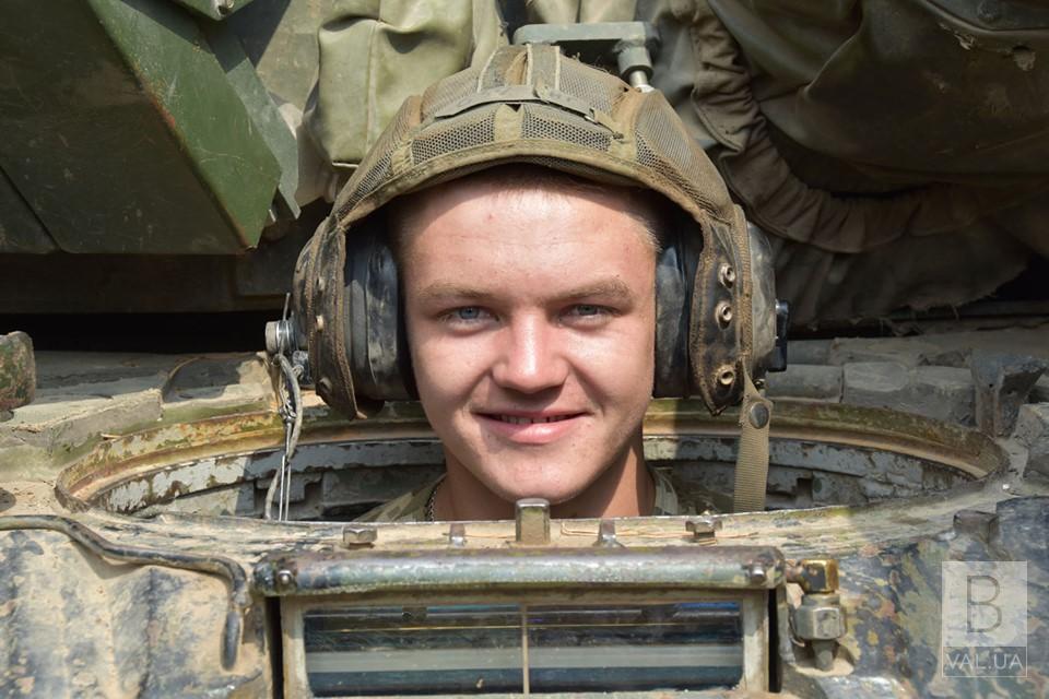 Как «издеваются» над танкистами: на Черниговщине определяют лучший танковый взвод Сухопутных войск. ФОТО