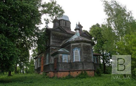 Неизвестная Черниговщина: уникальная деревянная Покровская церковь в Лариновке. ФОТО