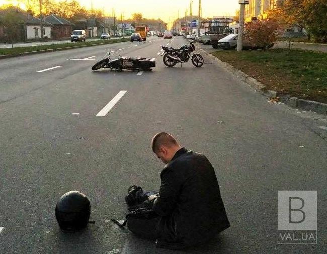 Стали известны подробности аварии с мотоциклистом возле Электрона Видеофакт
