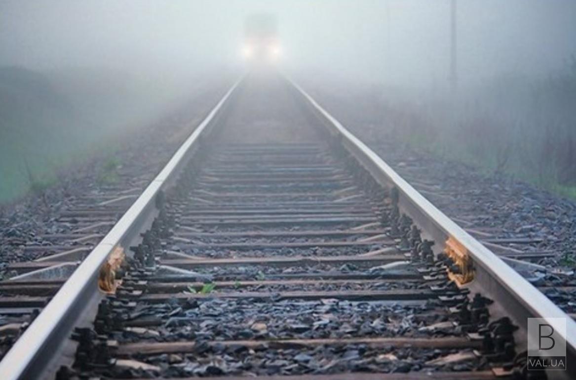 У Бобровицькому районі потяг травмував 28-річного чоловіка