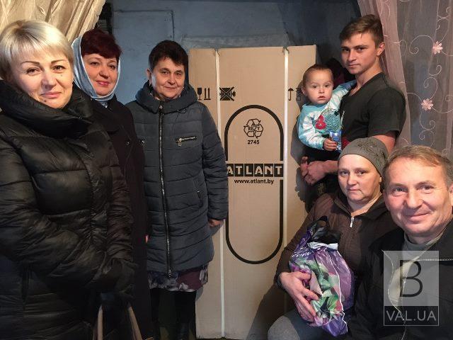 Многодетным семьям Бобровиччини вручили подарки