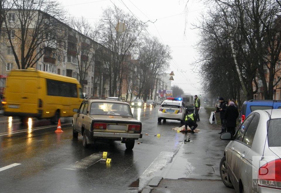 В Чернигове возле швейной фабрики под колесами «пятерки» погибла 51-летняя женщина