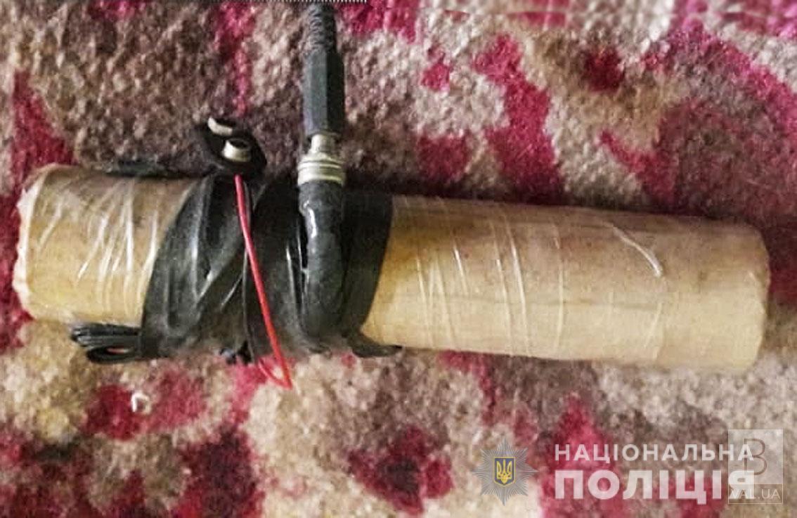 В Чернигове мужчина оставил взрывчатку в квартире экс-жены. ФОТО