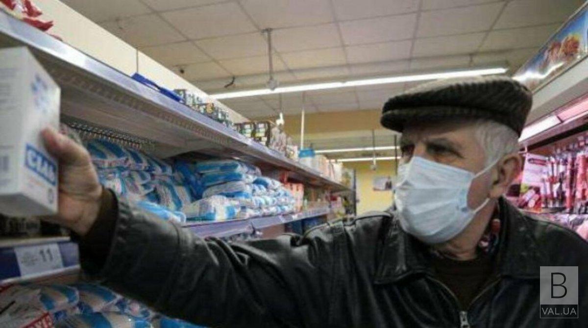Два часа утром: черниговским пенсионерам «выделили» время для визитов в супермаркеты