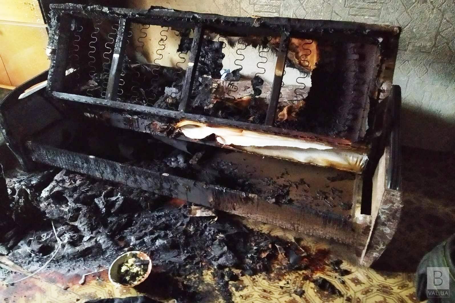 58-річний чернігівець загинув у пожежі через паління на дивані