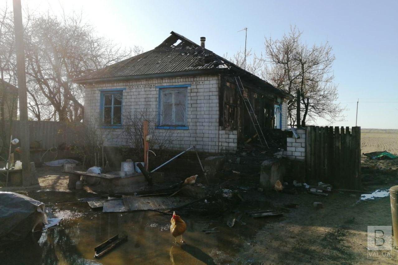 Через недопалок згоріла вся сім’я: подробиці пожежі на Борзнянщині. ФОТО