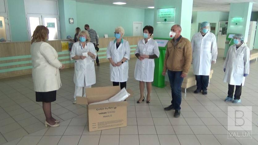 Черниговские врачи получают регулярную помощь от объединения «Безопасность медиков и жителей региона во время эпидемии»
