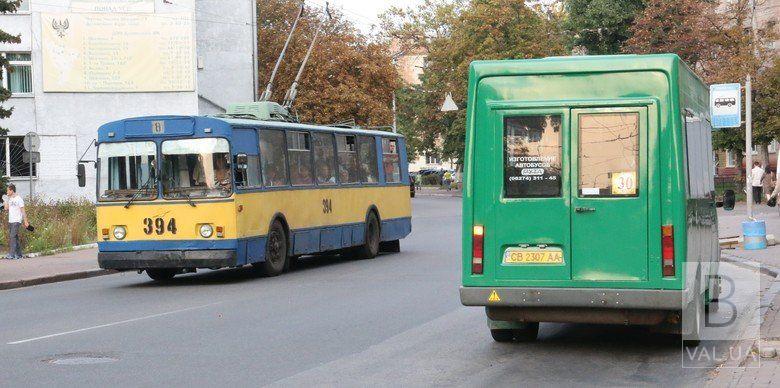 Количество общественного транспорта в Чернигове уже равно докарантинному