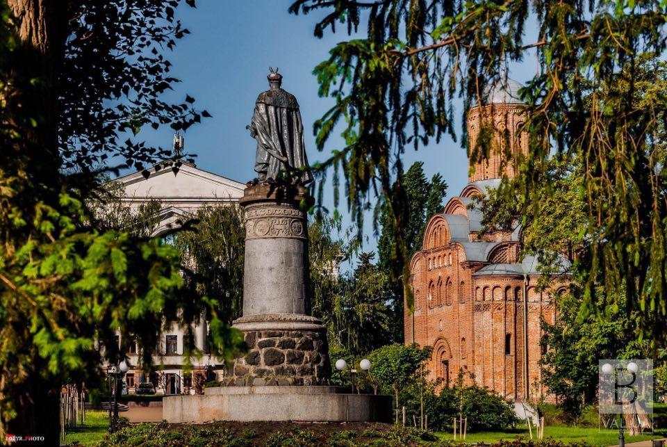 В Чернігові знову ремонтуватимуть пам’ятник Богдану Хмельницькому