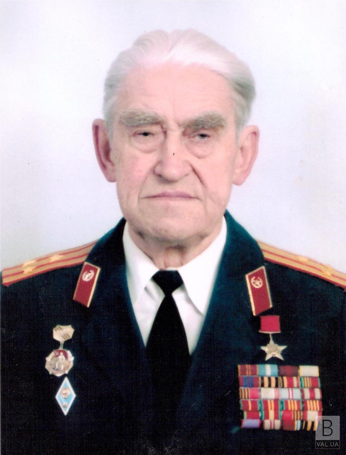 Анатолій Костюк став першим Почесним громадянином Семенівщини