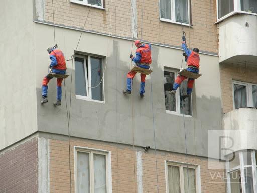 Черниговцев скоро начнут штрафовать за самовольное лоскутное утепление фасадов
