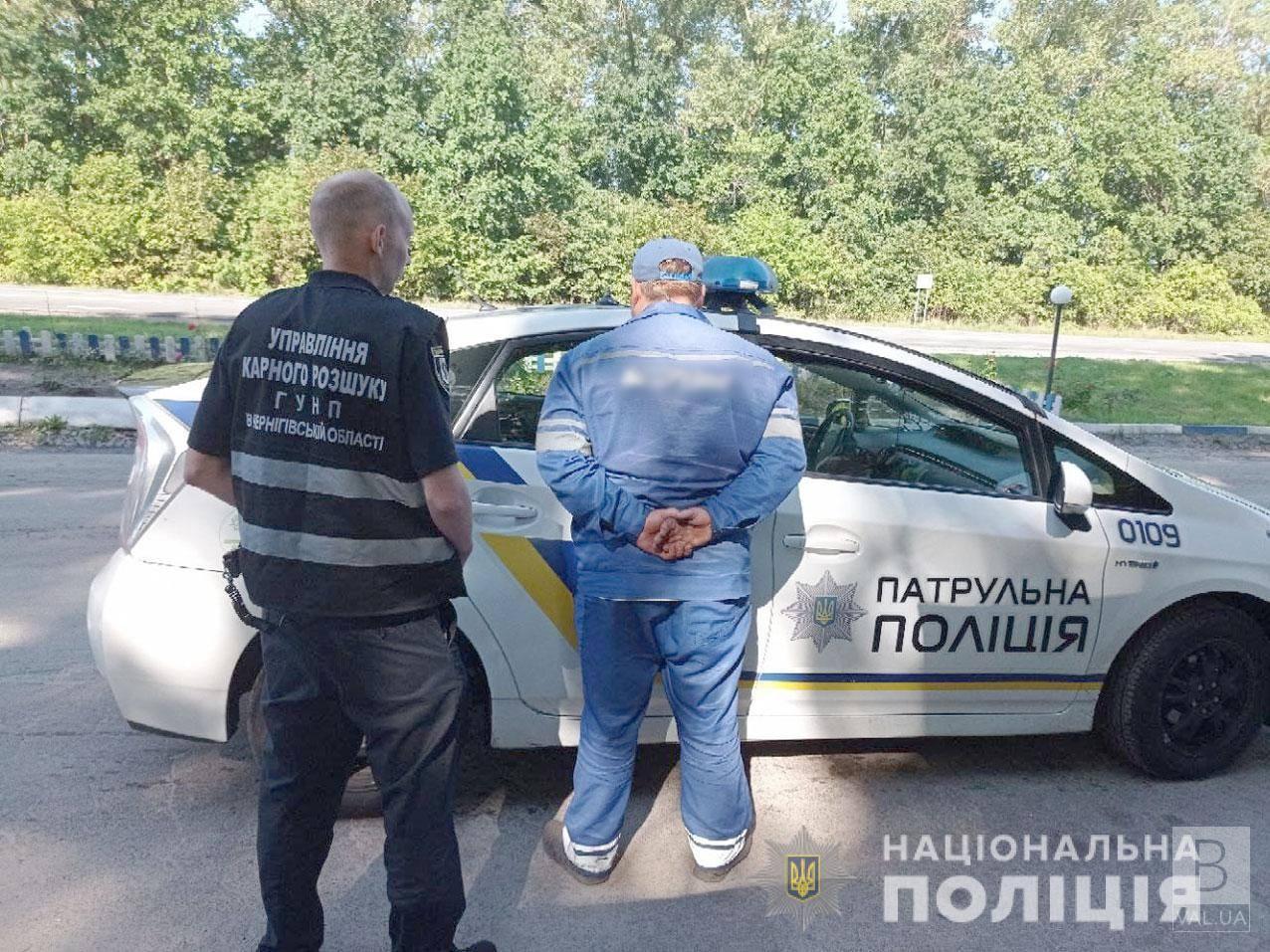 У Чернігівському районі 27-річний молодик викрав та пошкодив автомобіль колеги. ФОТО