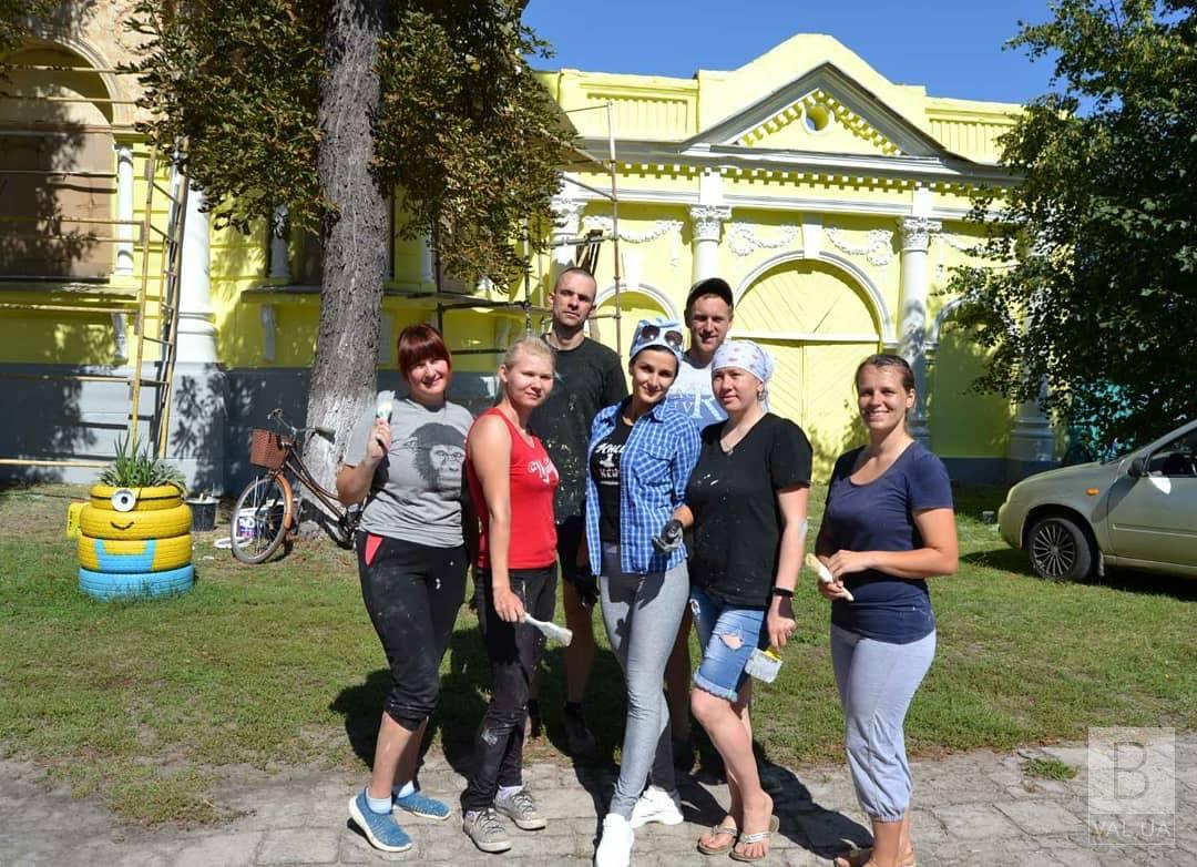 Не словом, а ділом: громадські активісти реставрували пам’ятку архітектури в Семенівці