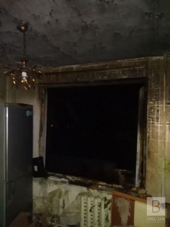 У Десні внаслідок вибуху горіла квартира: 71-річний чоловік отримав опіки