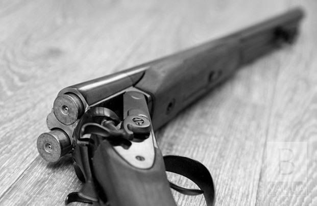 Попрощався і наклав на себе руки: на Чернігівщині із саморобної рушниці застрелився 58-річний чоловік